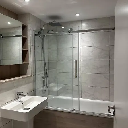 Apartament Stunning 1-bed In Salford Manchester
