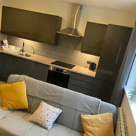 Modern Cosy 1 Bed Near Centre~double Bed~parking Манчестер