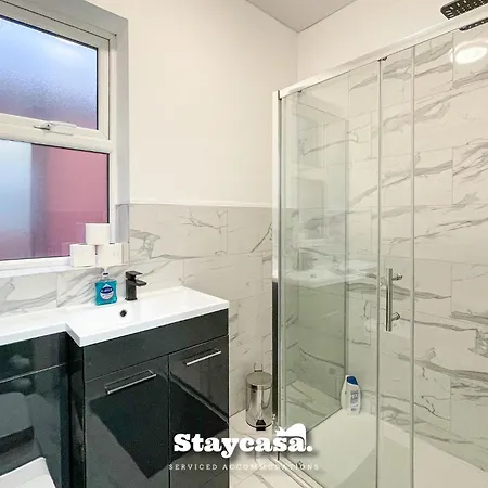 Дом отдыха Princess Hideout 5min To With Street Parking Манчестер