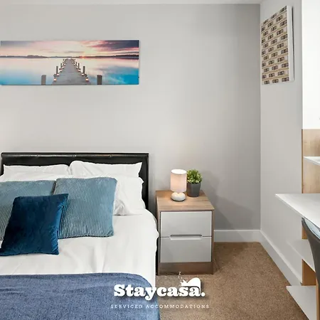 Spectacular Balcony View In Centre