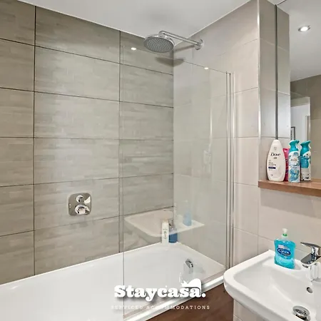 Spectacular Balcony View In Centre Apartament *