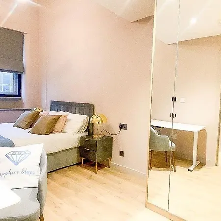 M1 Centre 3 Bed 3 Bath Luxe Penthouse * 曼彻斯特