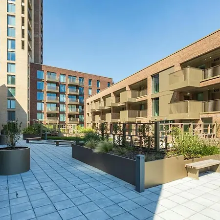 Διαμέρισμα Charles Hope *