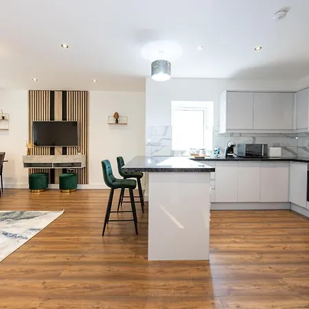 Luxury 2br In Chorlton, Free Parking Daire *