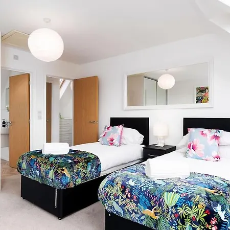 6 Beds 3 Bathroom House Close To Mcr City Centre Prázdninový dům Manchester