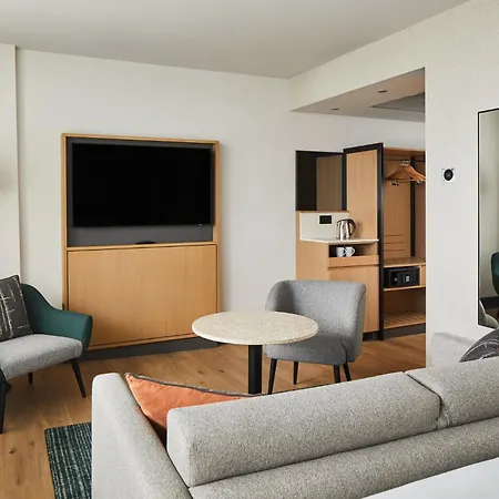 Marriott Piccadilly Отель Манчестер