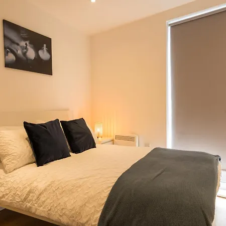 Drillzstays - Ethiad Free Parking Apartament *