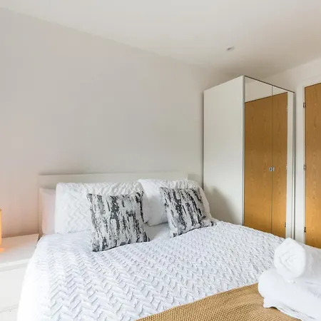 Drillzstays - Ethiad Free Parking * Manchester