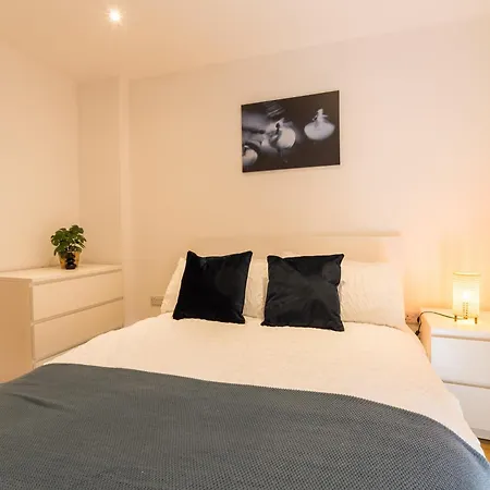 Apartament Drillzstays - Ethiad Free Parking