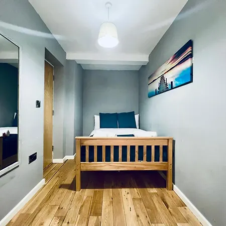 公寓 Lovely 4 Bed