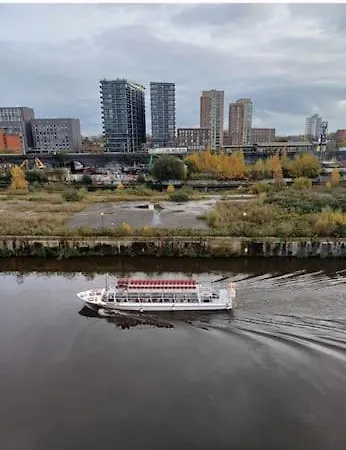 Ls96 No Serviced 4r * Μάντσεστερ