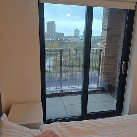 Ls96 No Serviced 4r Διαμέρισμα Μάντσεστερ