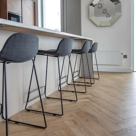 Greengate By Veeve *