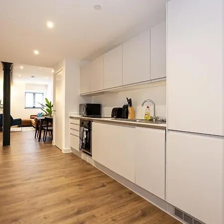 Stylish Modern In Manchester