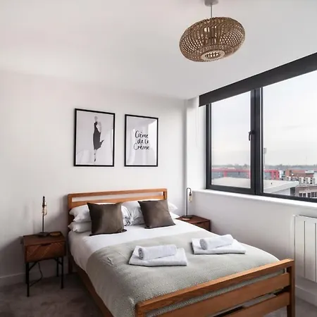 Stayzeni, Alexandra Rise Super 1 Bed Lägenhet *