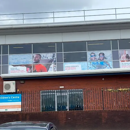 Dynasty - Alison Kelly Close דירה *