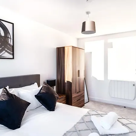 Apartamento Stayzeni, Alexandra Rise 2 Bed Flat