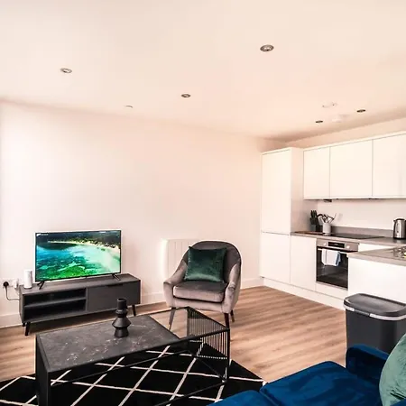 Apartman Stayzeni, Alexandra Rise Cool 1 Bed Manchester