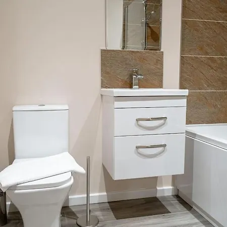 Διαμέρισμα 1bed Apartment, Free Parking For Two, Long Term Discounts *