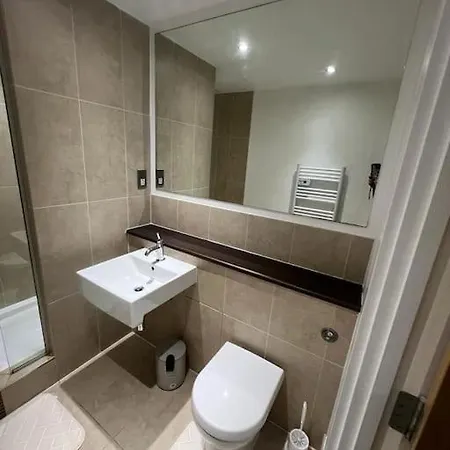Ao Arena Flat Manchester, With Parking