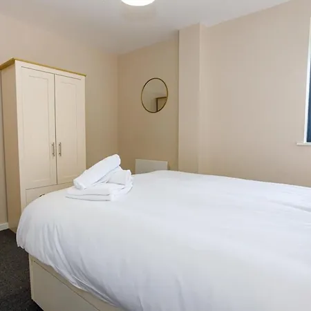 아파트 Bright & Spacious 1 Bedroom 맨체스터