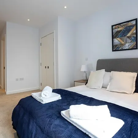 Stunning 2 Bedroom Daire *