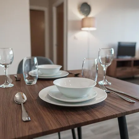 アパート Modern Apartment, Free Parking For Two, Smart Tvs, Location *