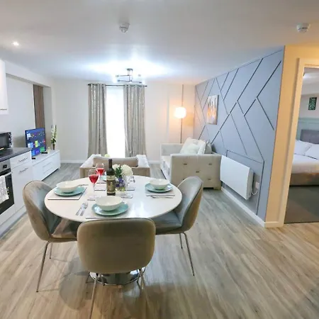 Pass The Keys New Build With Free Parking 1 Mile From Center