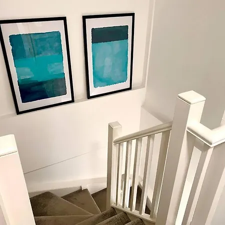 Prime 2 Bedroom With Rooftop Terrace