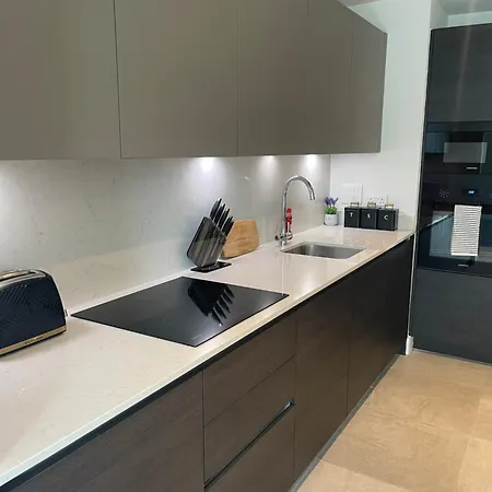 Appartamento Modern 2 Bedroom Centre W Balcony Manchester