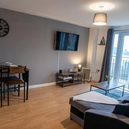Modern 2bed City Centre Apartment, Sleeps 6, Free Parking, Smart Tvs Apartamento Mánchester