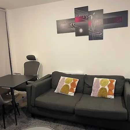 Stunning View 1 Bed *