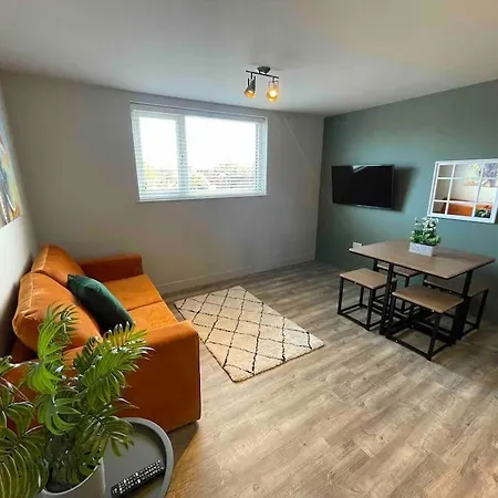 Brantwood - 4 Apartment *