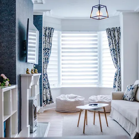 The Retreat Near Salford Quays