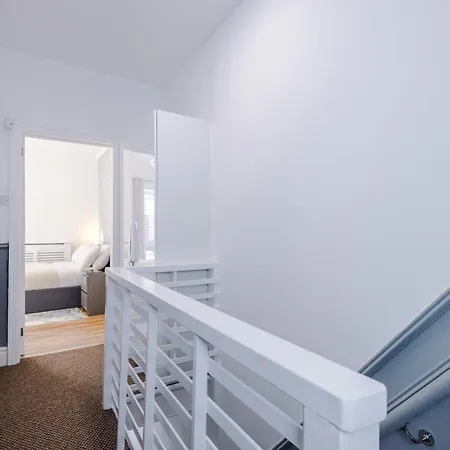 Nyaraló The Retreat Near Salford Quays