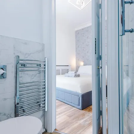 The Retreat Near Salford Quays Manchester