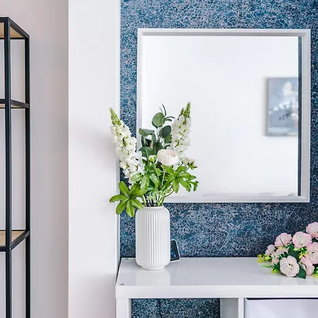 The Retreat Near Salford Quays *