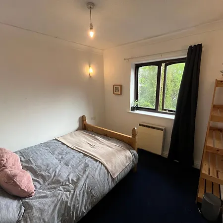 Cosy 2-bed In In Διαμέρισμα *