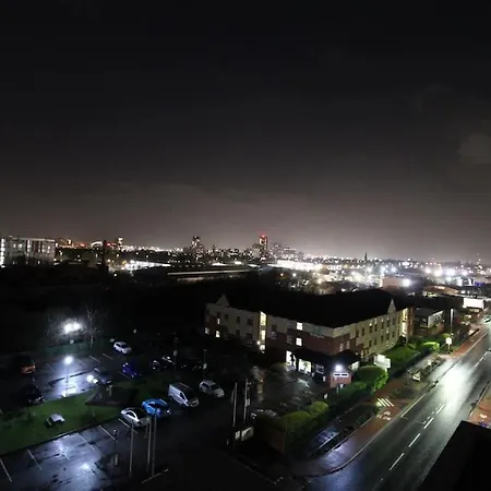 Luxury Flat - Greater * Manchester