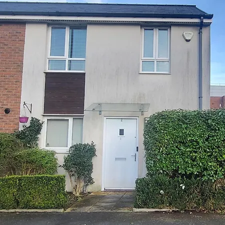 Bluesea Near Etihad Apartman *