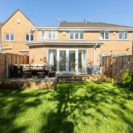 Guestready - A Haven By The River Manchester