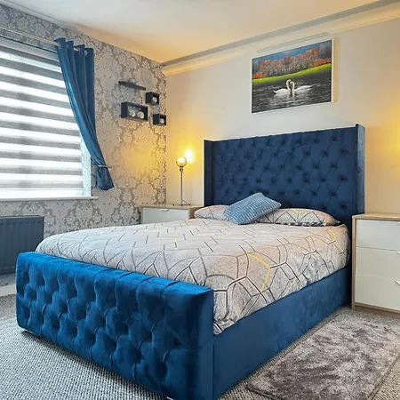 Daire Luxury Spacious Modern Near Centre Manchester