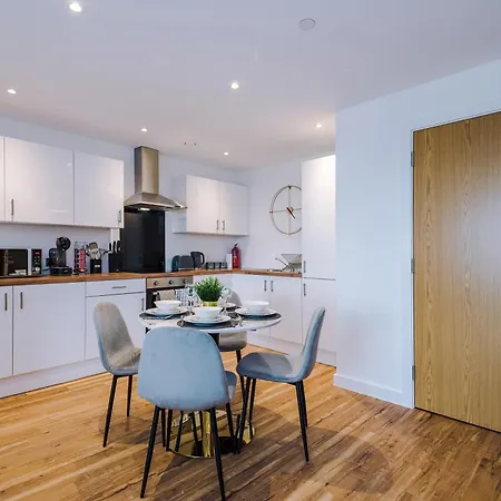 Parking - Lastmindeals - 2bed *