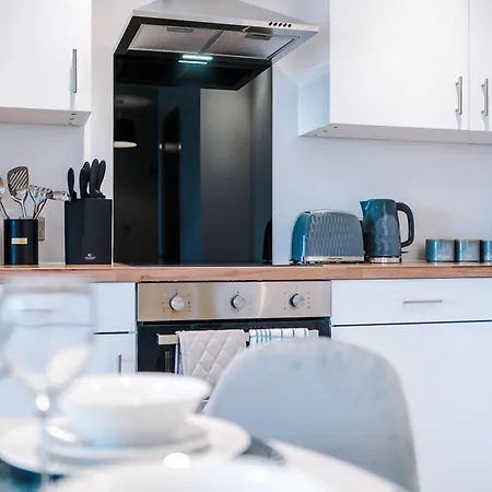 Parking - Lastmindeals - 2bed *