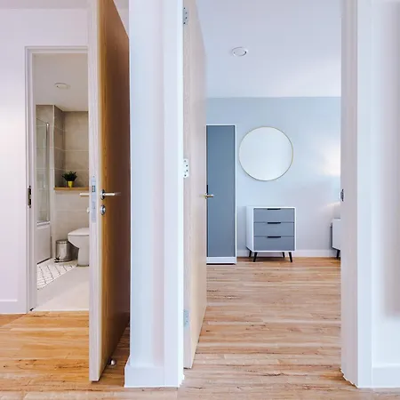 Parking - Lastmindeals - 2bed * Manchester