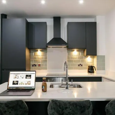 Cavern By The Heim Residences Apartment