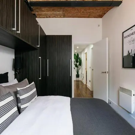 Cavern By The Heim Residences *
