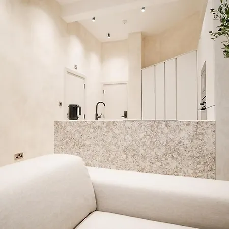 Apartmán Japandi By The Heim Residences