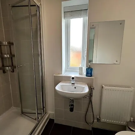 Σπίτι διακοπών 3-bedroom House Close To Centre