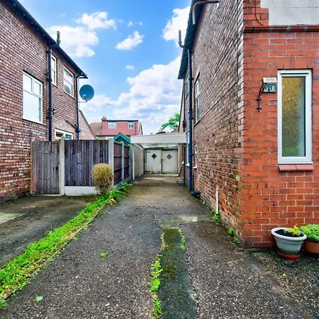 Stylish Family In Old Trafford, - Pass The Keys Tatil Evi Manchester